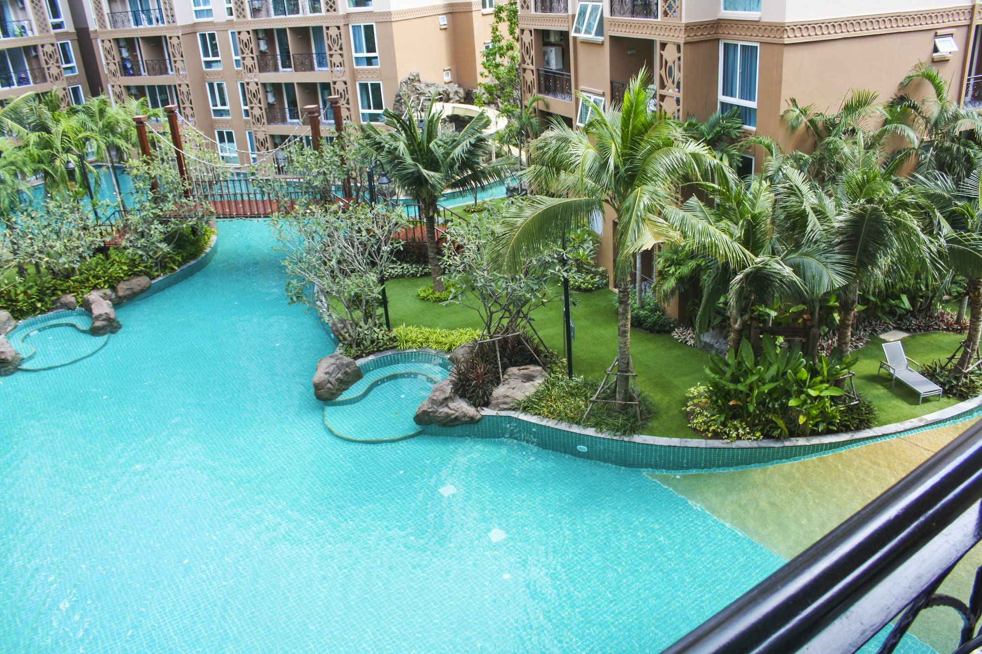 Atlantis Condo Resort Jomtien Beach Extérieur photo